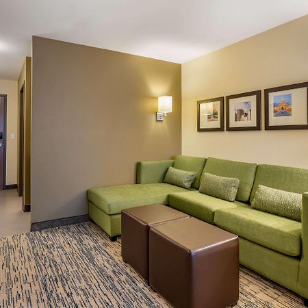 Comfort Inn & Suites West Des Moines Buitenkant foto