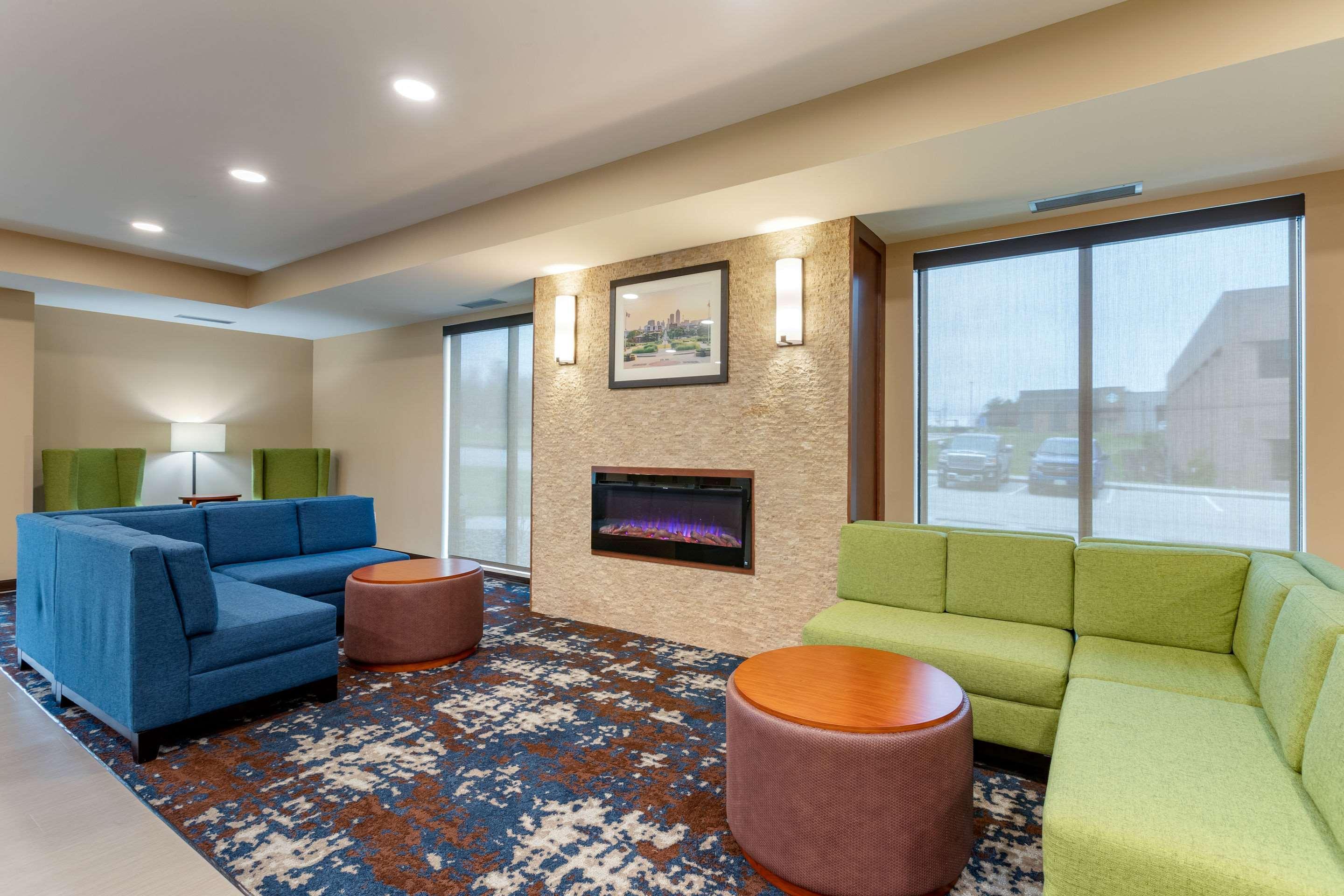 Comfort Inn & Suites West Des Moines Buitenkant foto